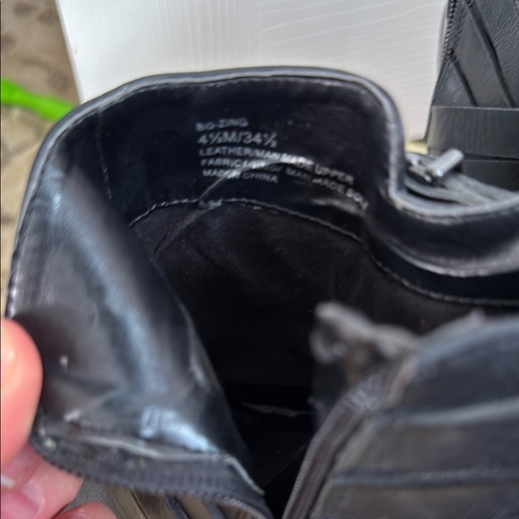 Boots - Picture 2 of 3